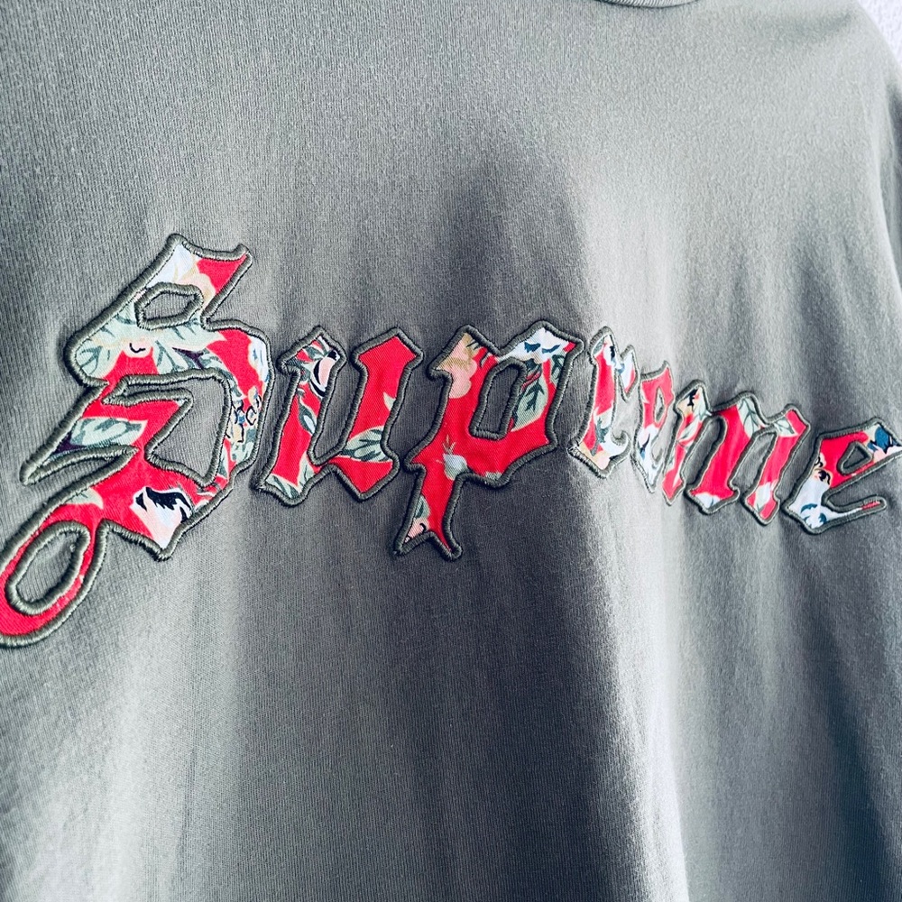 Supreme Tee Shirt